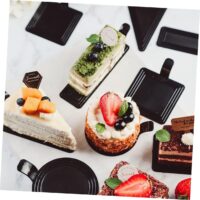 50 Pcs Set Black Acrylic Rectangular Cake Board 6x10cm - Cake Tools - Cake Boards - Close-up View