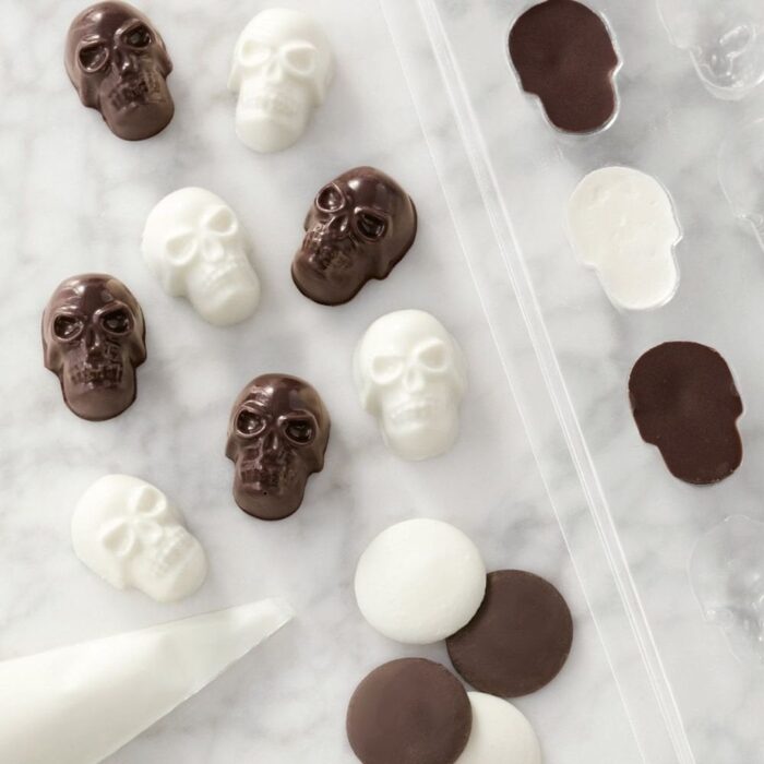 WILTON Mini Skull Candy Mould - Wilton - Chocolate Moulds - Showing Size