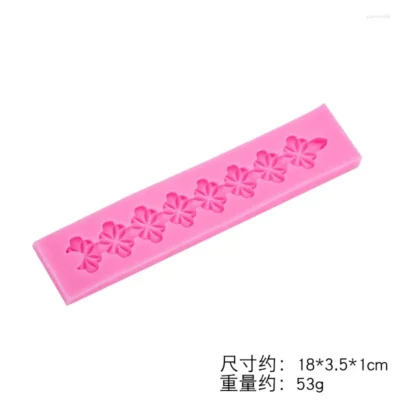 Leaf Clover Fondant Silicone Mould - Cake Tools - Silicone Moulds - Close-up View