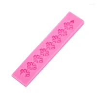Leaf Clover Fondant Silicone Mould - Cake Tools - Silicone Moulds - Full View