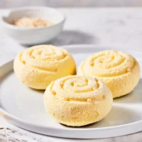 FunCakes Velvet Spray White Choco 100ml - FunCakes - Cake Decorating Tools - Full View