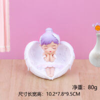 Baby Angel Cake topper 2 - Cake Tools - Figure Toppers - Close-up View