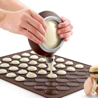 Piping Pot for Macaroons – Set of 4 Nozzles - Cake Tools - Cake Decorating Tools - Product Detail