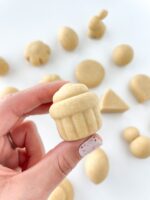 Cupcake Shaped Cake Pop Mold - Cake Tools - Cake Decorating Tools - Full View