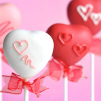 Heart Cake Pop Mold - Cake Tools - Cake Decorating Tools - Showing Size