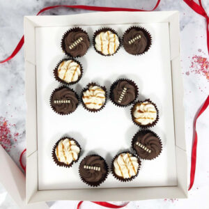 Home - Best Baking Supplies in Dubai, UAE holds 12 numbers cupcake box white number 5 filled 18167