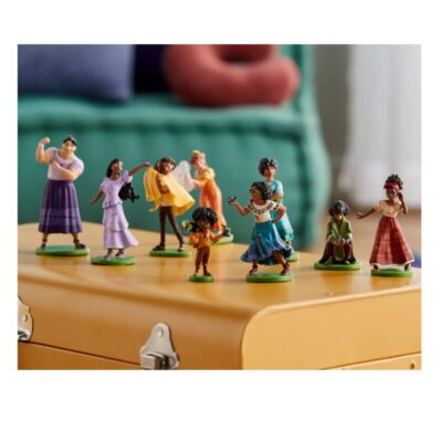 Encanto Deluxe Figurine02