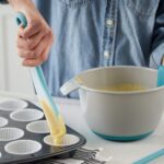 Wilton Squeeze And Pour Spatula