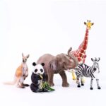 Realistic 5 Piece Safari & Zoo Animal Figurines Set Cake Toppers2
