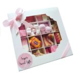16 Cavities Chocolate & Sweets Box 14.5x14.5x3cm