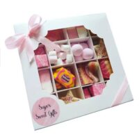 16 Cavities Chocolate & Sweets Box 14.5x14.5x3cm